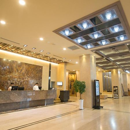 Hotel International Changwon Exterior photo