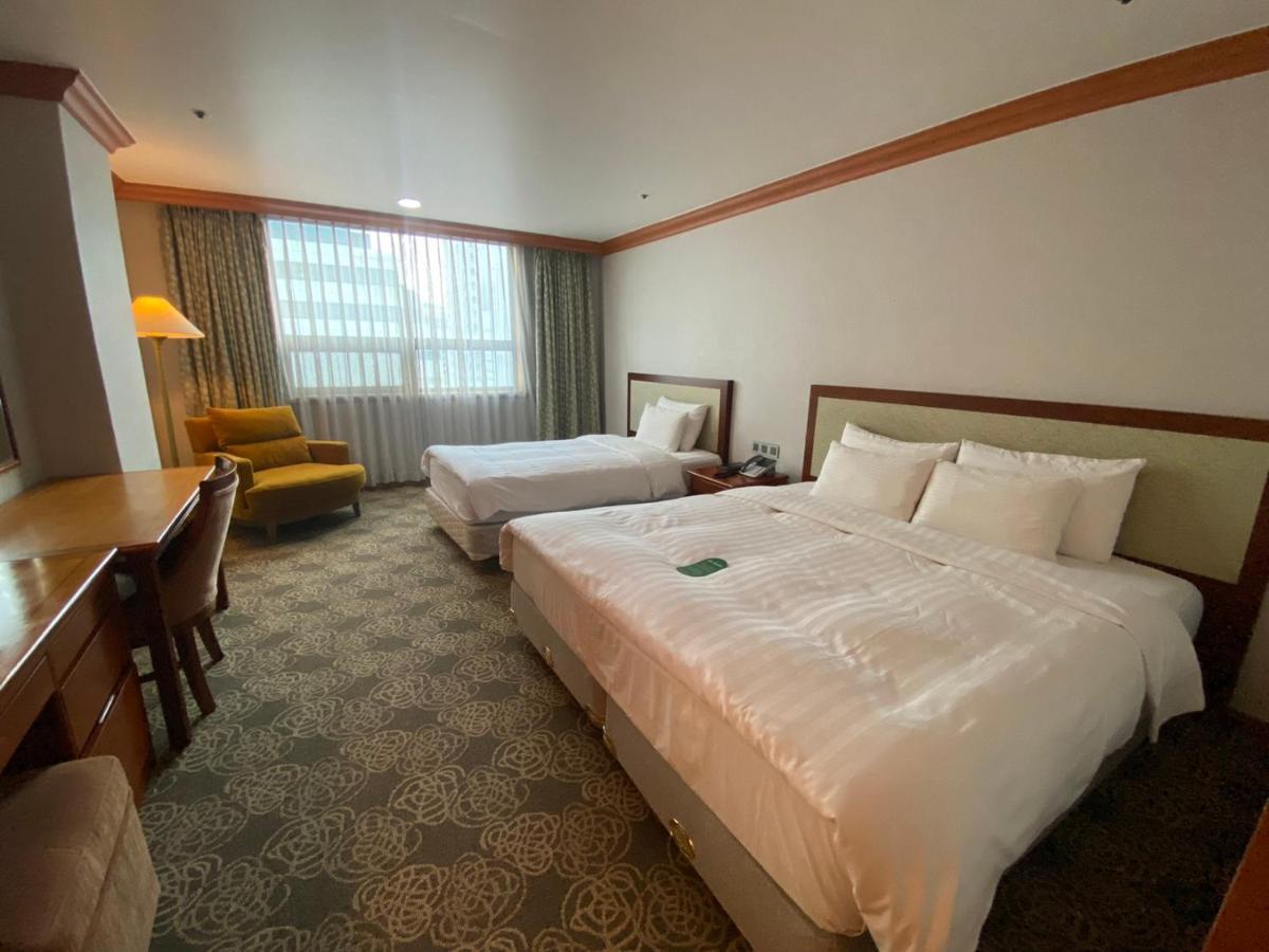 Hotel International Changwon Exterior photo