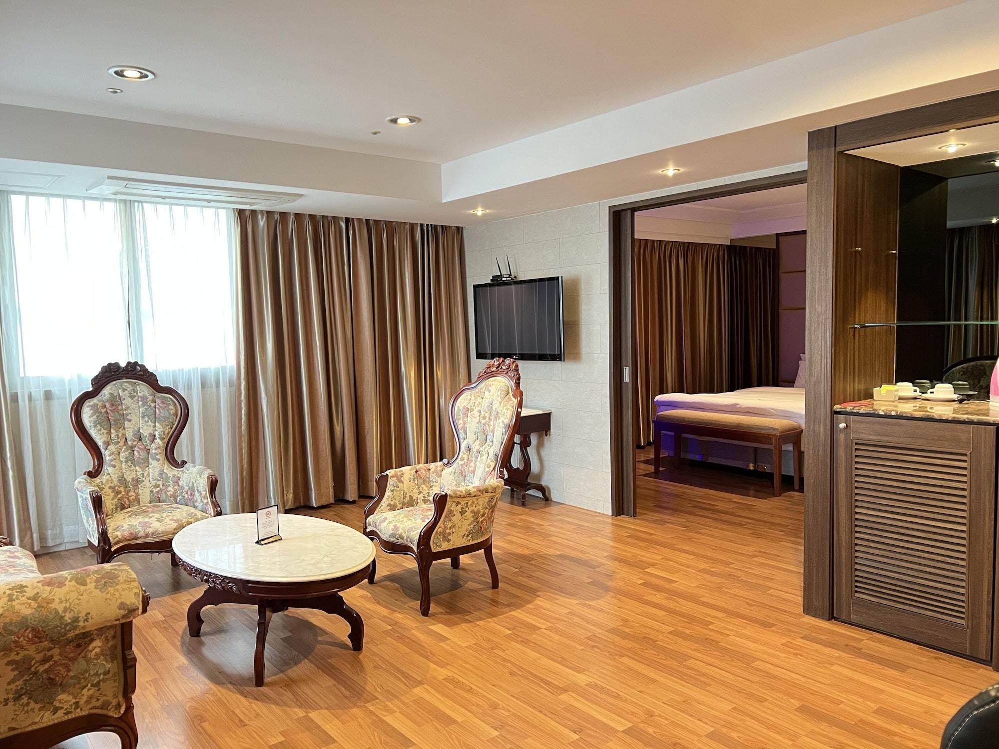 Hotel International Changwon Exterior photo