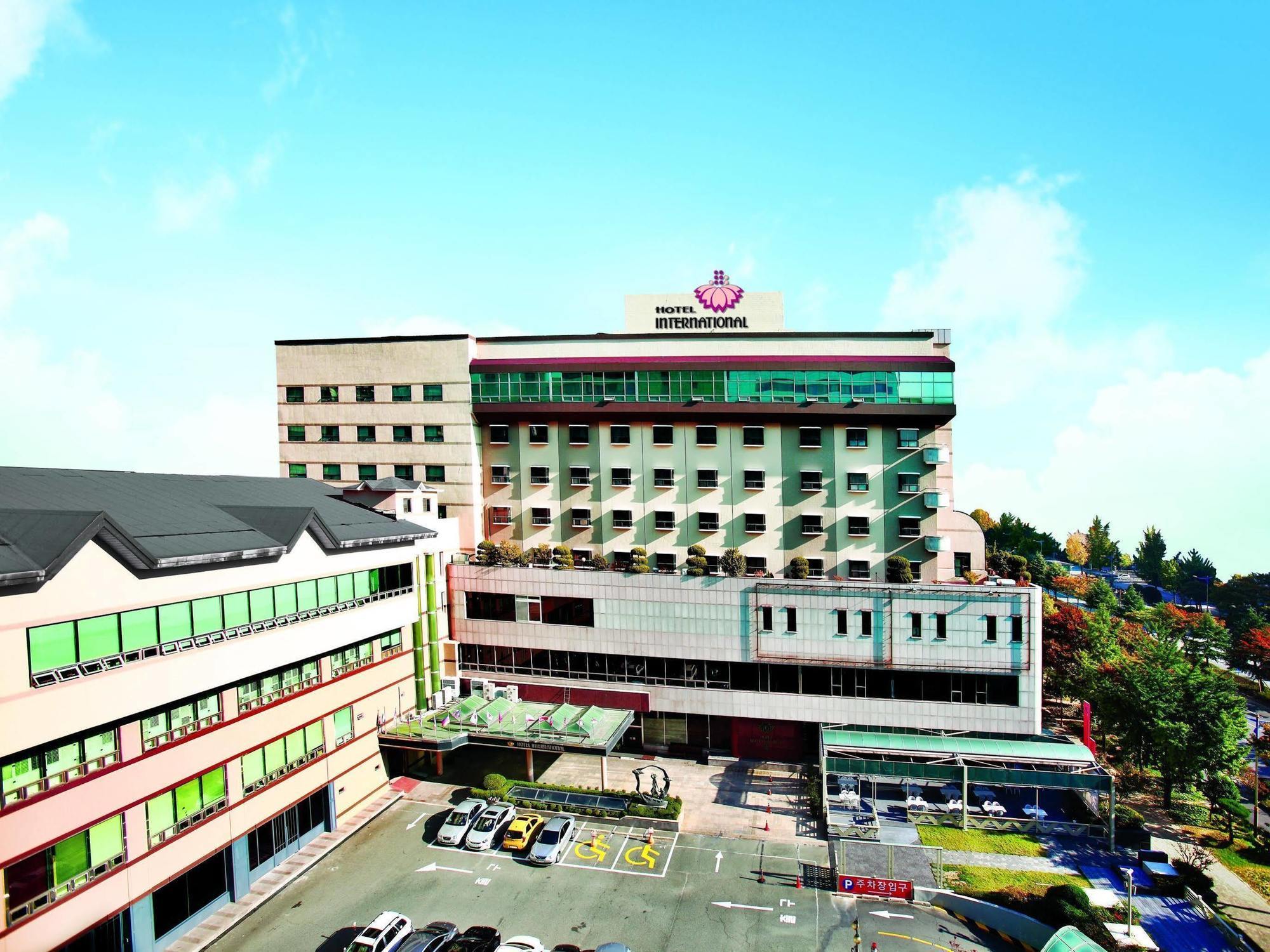 Hotel International Changwon Exterior photo